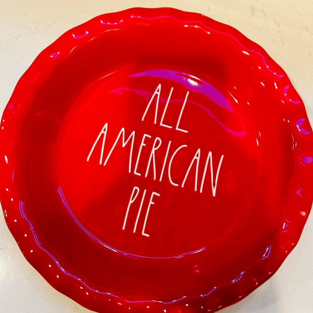 Rae Dunn ALL AMERICAN PIE pie plate